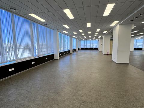 комерційна за адресою Польський узвіз, 9