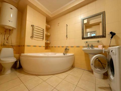 квартира за адресою Тіниста вул., 9/12