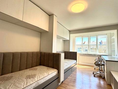 квартира за адресою Героїв Майдану вул. (Червоноармійська), 93