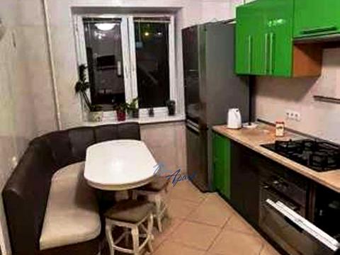 квартира за адресою Героїв полку "Азов" вул. (Маршала Малиновського), 11