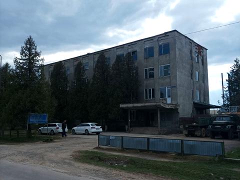 комерційна за адресою с. Довге, Перемоги, 1