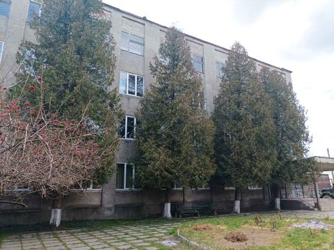 комерційна за адресою с. Довге, Перемоги, 1