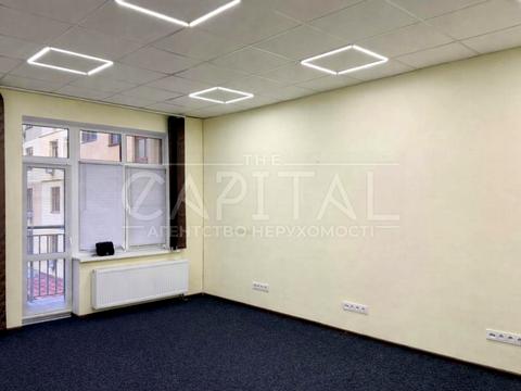 коммерческая по адресу Евгения Коновальца ул. (Щорса), 36-Е