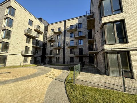 квартира за адресою 24 Серпня вул., (Будинок 10)