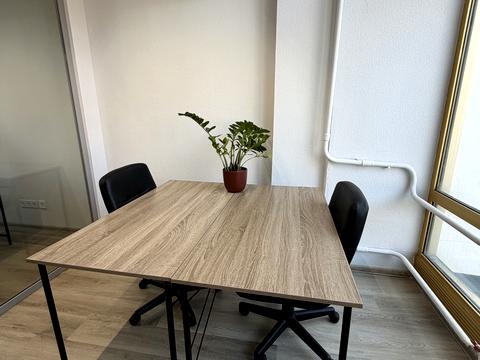 комерційна за адресою Стрілецька вул., 4