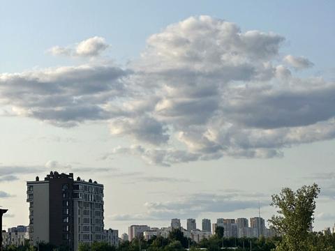паркомісце за адресою Михайла Максимовича вул. (Онуфрія Трутенка), (Будинок «Престон»)