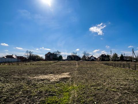 участок по адресу Рокитна, 13