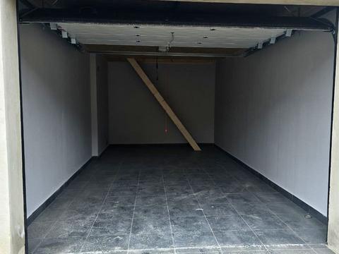 паркоместо по адресу 24 Августа ул., 32