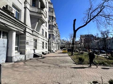 комерційна за адресою Київ, Івана Мазепи вул. (Січневого Повстання), 3