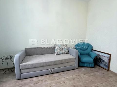 будинок за адресою Молодіжна вул.