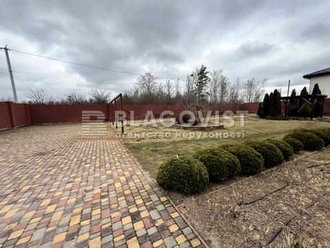 будинок за адресою Молодіжна вул.