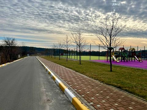 участок по адресу Садова