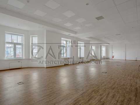 комерційна за адресою Контрактова пл., 10а