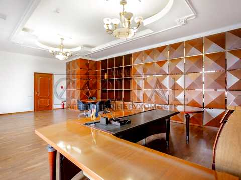комерційна за адресою Контрактова пл., 10а