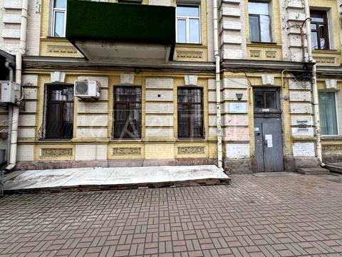 коммерческая по адресу Саксаганского ул., 13/42