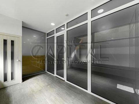 коммерческая по адресу Антоновича ул. (Горького), 1