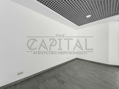 коммерческая по адресу Антоновича ул. (Горького), 1