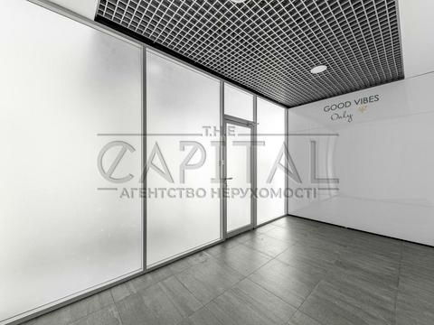 коммерческая по адресу Антоновича ул. (Горького), 1