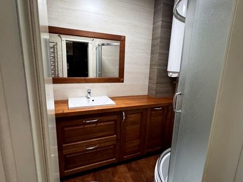 квартира за адресою Інструментальна вул., 45