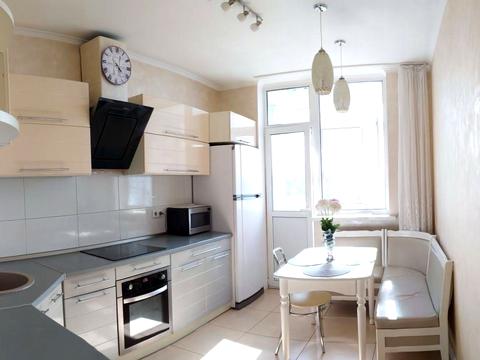 квартира по адресу Миколы Бажана просп., 8-Б