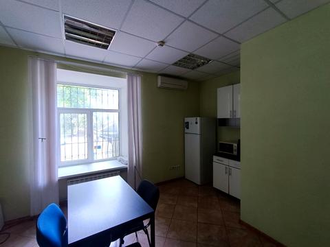 комерційна за адресою Троїцька вул. (Дзержинського), 24