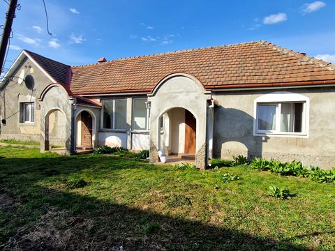 дом по адресу С. Іштваша