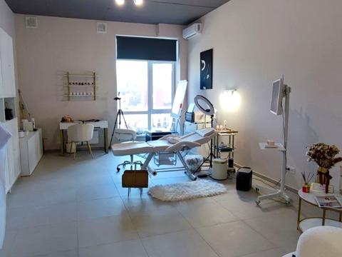 коммерческая по адресу Ломаная ул., 18