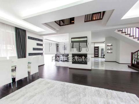 будинок за адресою Центральна вул.