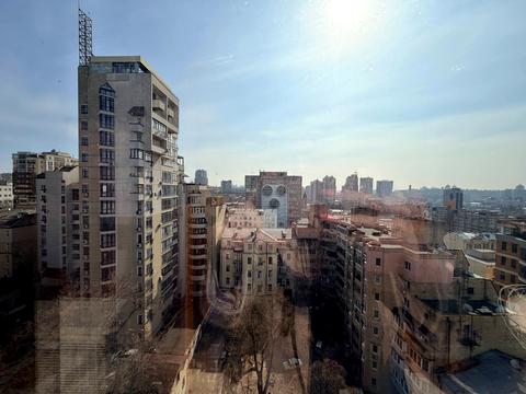 квартира за адресою Олександра Кониського вул., 22-А