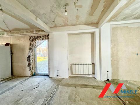 комерційна за адресою Академіка Вернадського бульв., 65