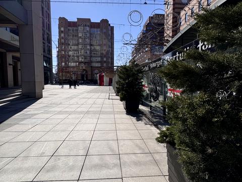 комерційна за адресою Південна вул., 4/6