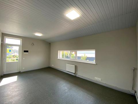 коммерческая по адресу Центральная ул., 1