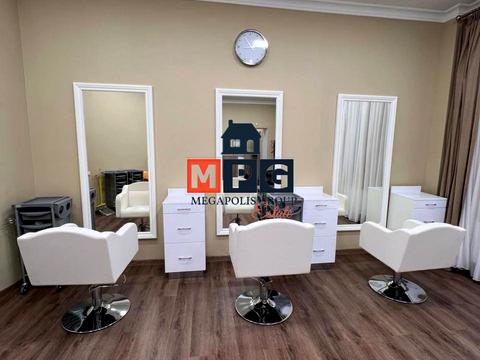 комерційна за адресою Захисників України, 2