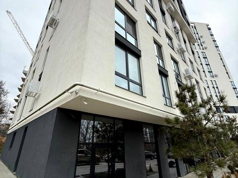 комерційна за адресою Малоголосківська вул., (Будинок)