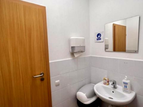 коммерческая по адресу Сагайдачного Петра ул., 33