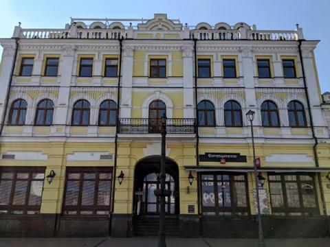 коммерческая по адресу Сагайдачного Петра ул., 33