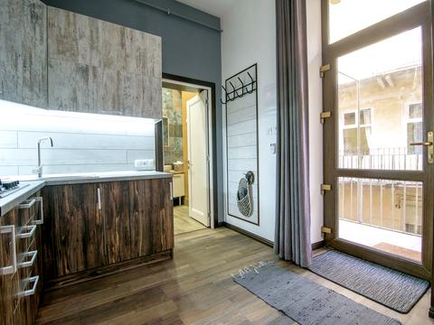 квартира за адресою Івана Франка вул., 70