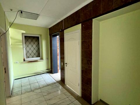 комерційна за адресою Гоголя вул., 1