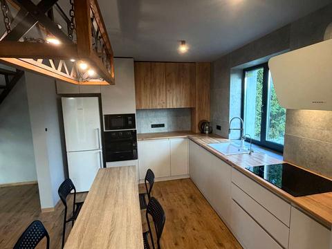 будинок за адресою Лісова вул.