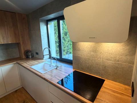 будинок за адресою Лісова вул.