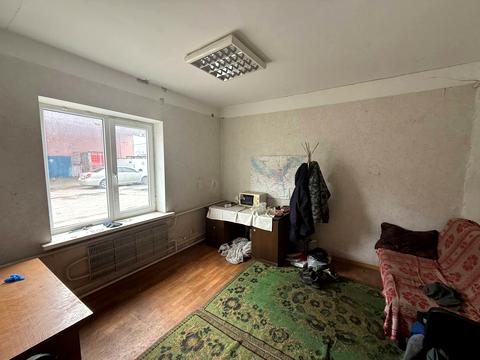 комерційна за адресою Богдана Хмельницького просп. (Героїв Сталінграда), 169