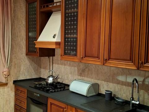 квартира по адресу Червоной Калины просп. (Владимира Маяковского), 21-А