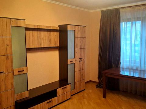 квартира по адресу Червоной Калины просп. (Владимира Маяковского), 21-А