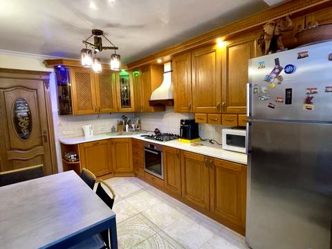 квартира по адресу Довженко ул., 12