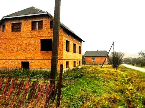 будинок за адресою космонавтів