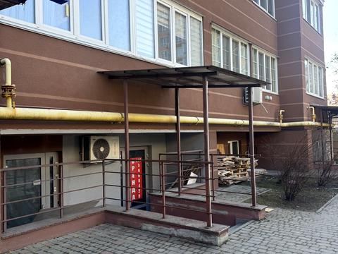 комерційна за адресою Соборна, 105/1