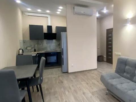 квартира за адресою Короленка вул. (Первозванівська), 22-А