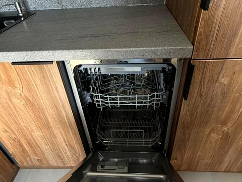квартира за адресою Машинобудівників вул., 14а, к.2