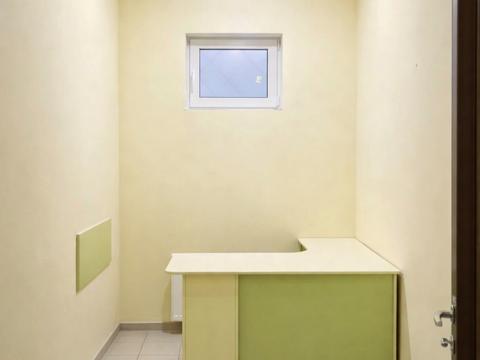 коммерческая по адресу Белицкая ул., 72