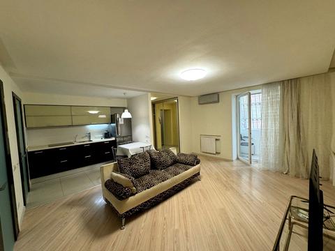 квартира за адресою Князя Ярослава Мудрого вул. (Ленінградська), 20